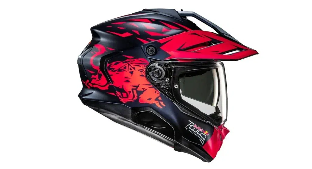 ce nouveau casque hjc red bull ring transforme le tracé de spielberg en objet de collection un intégral au look motogp qui vise directement les passionnés de circuit 5