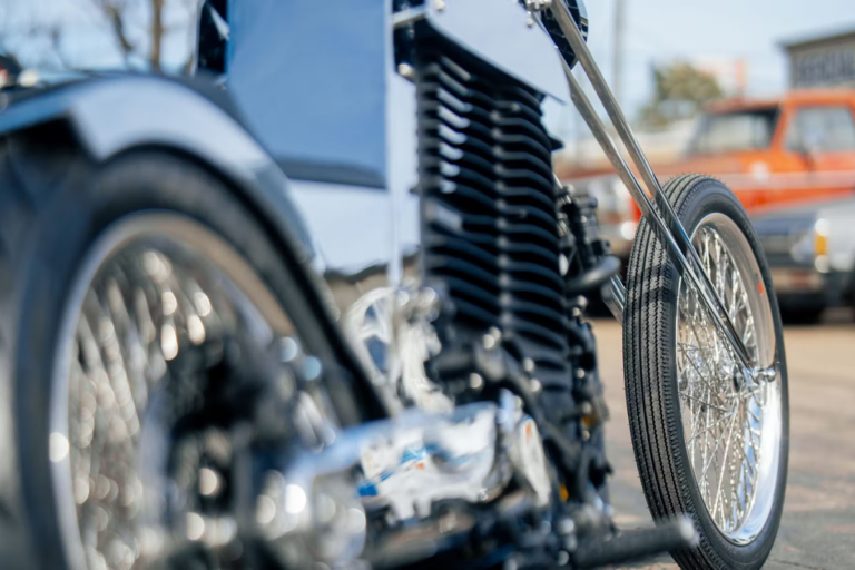 cette livewire électrique transformée par gas monkey garage est peut être la moto la plus folle de 2026