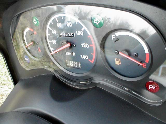 cfmoto v3 la moto scooter chinoise la plus étrange des années 2000 revient sur le devant de la scène 11