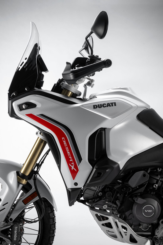 ducati lâche enfin sa nouvelle desertx v2 ce trail de 890 cm³ bourré d’électronique pourrait devenir la moto d’aventure que tous les ténéré et gs redoutent en 2026 9