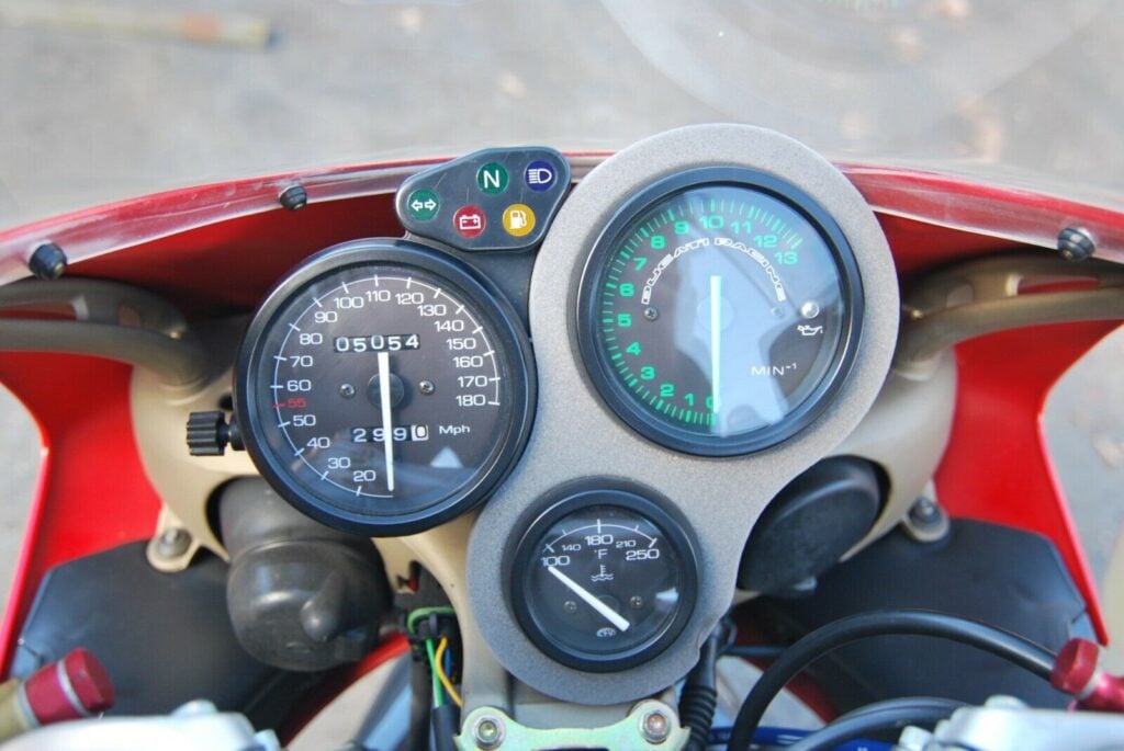 Le garage moto de Mike Tyson est encore plus violent que sa légende : Ducati 916 culte, Harley sur mesure et Honda mythique des années 90