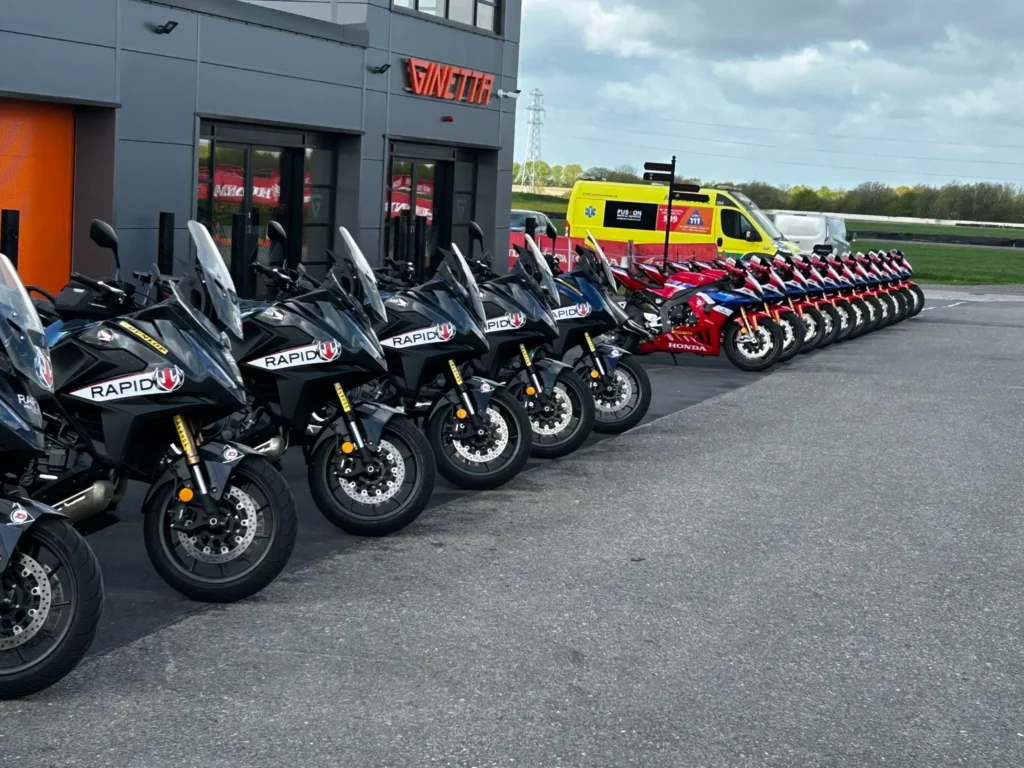 Honda s’attaque enfin au vrai problème de la moto, et ce n’est ni le moteur ni les pneus : ce nouveau stage veut corriger les réflexes qui vous mettent en danger sans que vous le sachiez