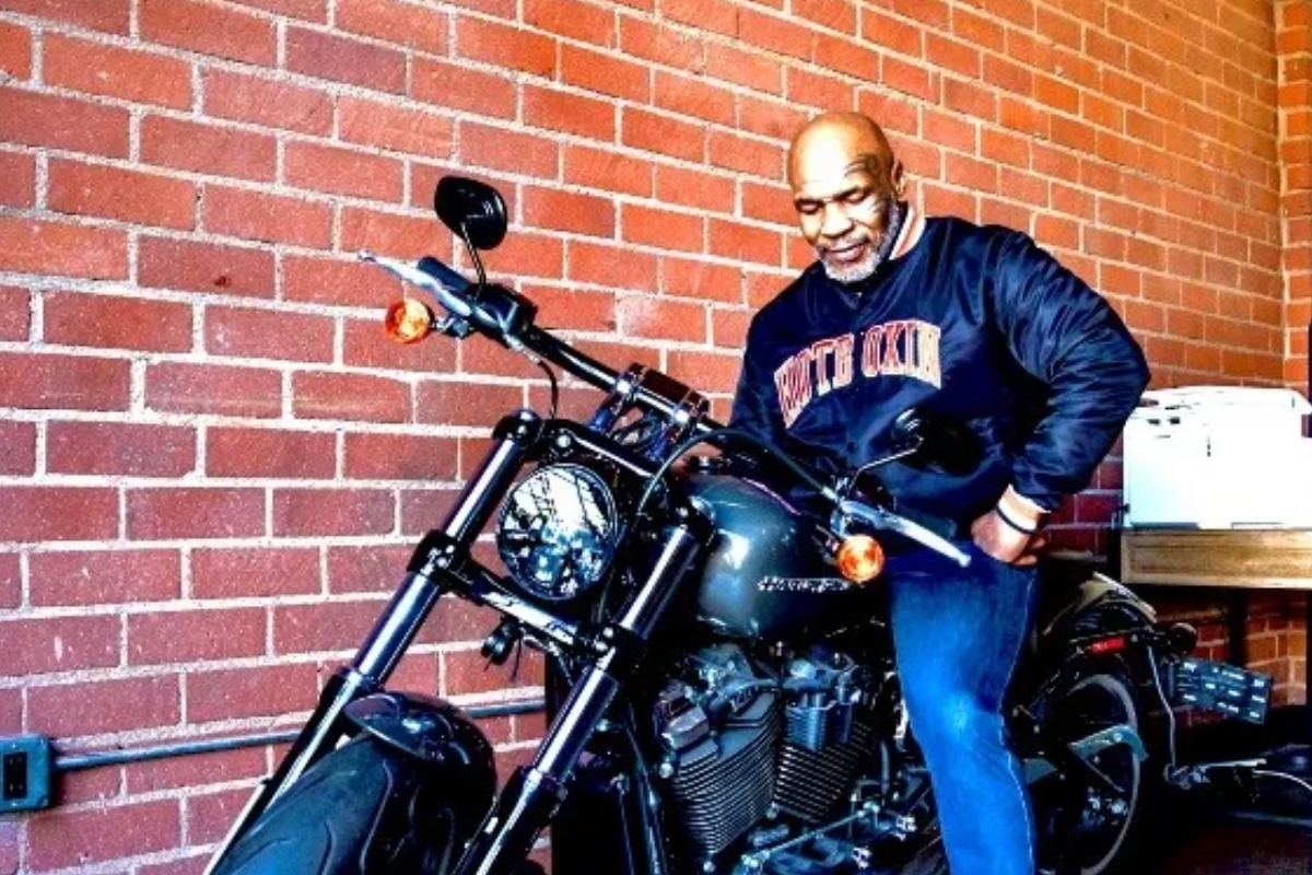 Le garage moto de Mike Tyson est encore plus violent que sa légende : Ducati 916 culte, Harley sur mesure et Honda mythique des années 90