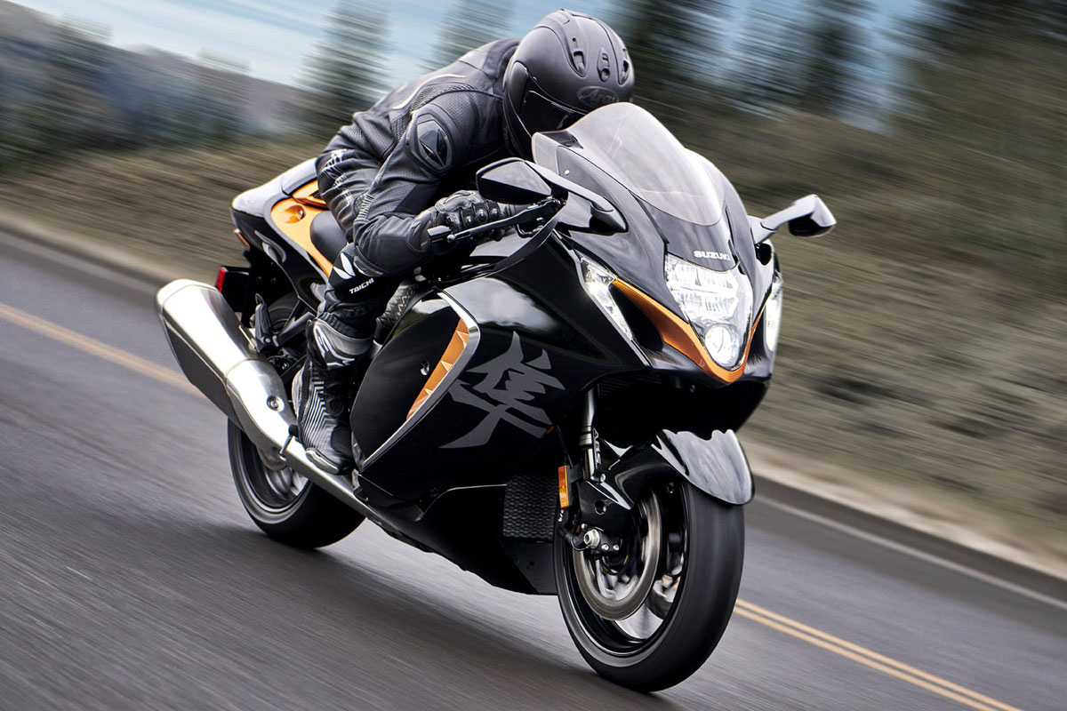 en inde, ces fausses suzuki hayabusa à 1 200 € affolent les motards – la vérité derrière le phénomène qui scandalise et fait sourire