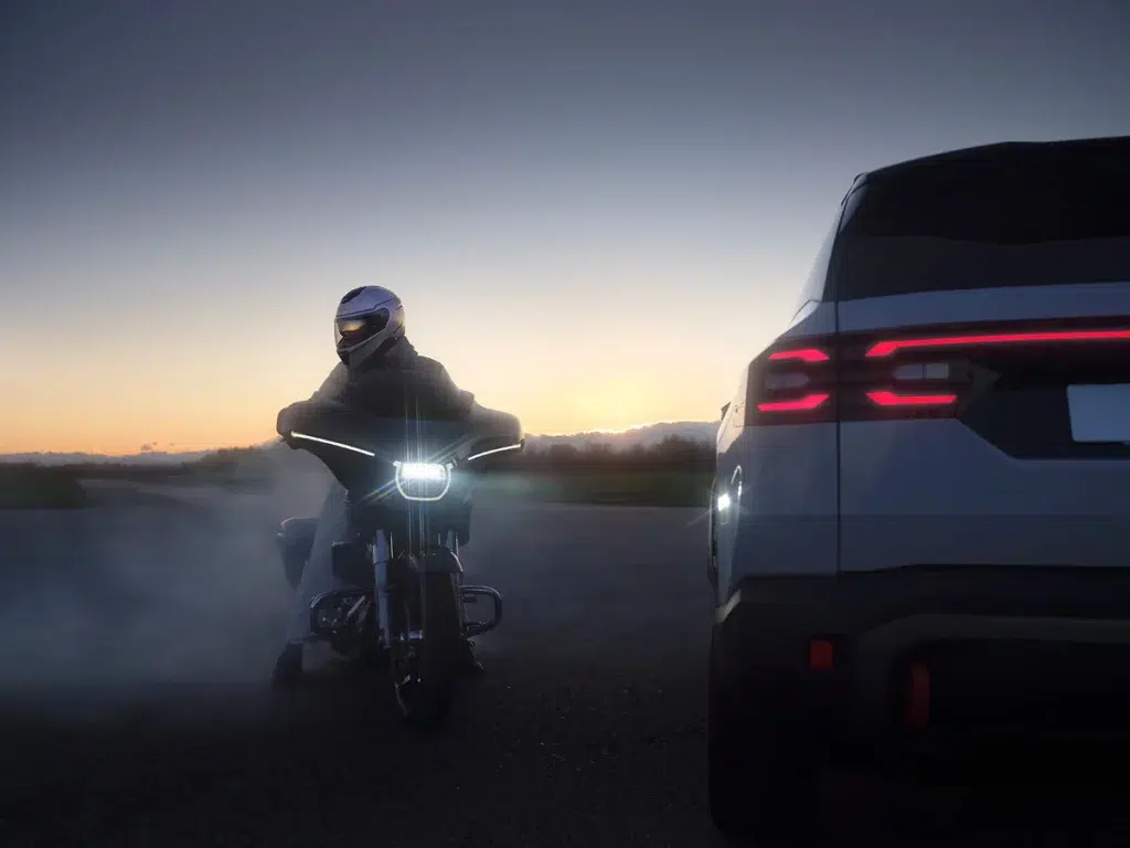 harley davidson signeun nouveau partenariat européen avec jeep, et ce retour d’une alliance déjà culte pourrait devenir l’un des fils rouges de la saison 2026 1