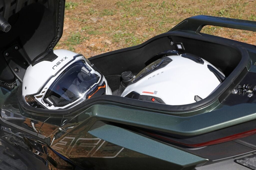 honda et yamaha dominent encore grâce aux scooters, mais la vraie claque vient de chine la voge ds 800 rally s’impose déjà comme la moto star de 2026 15