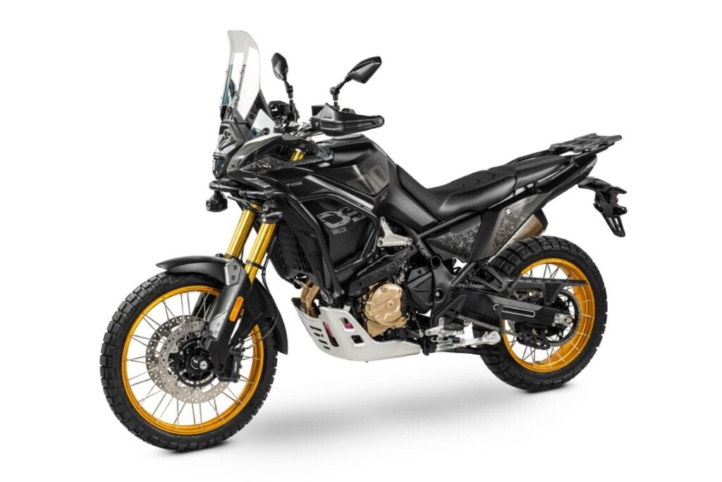 honda et yamaha dominent encore grâce aux scooters, mais la vraie claque vient de chine la voge ds 800 rally s’impose déjà comme la moto star de 2026 9