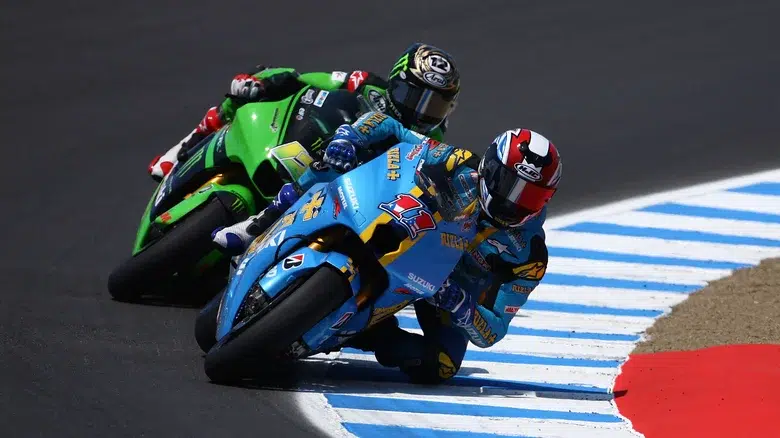 kawasaki avait tout pour briller en motogp arrivée avant ducati, podiums avec nakano et melandri, puis une chute si brutale qu’elle refuse encore de revenir 5