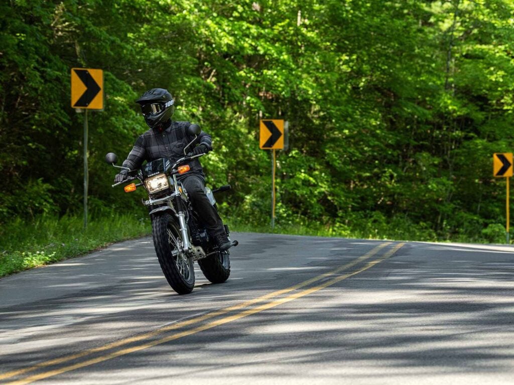 yamaha lance un rappel massif sur certaines tw200 2026 un défaut de matériau dans l’ensemble du compteur de vitesse peut provoquer une panne en roulant 4