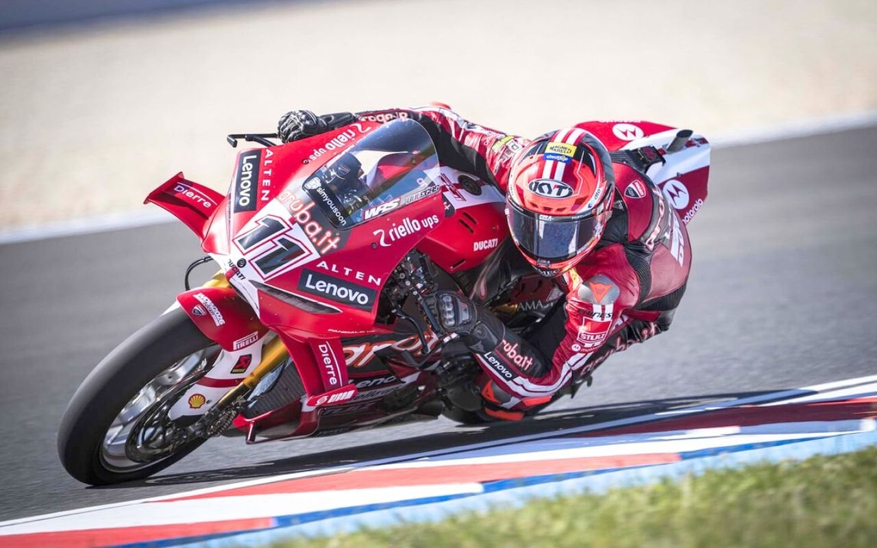 Bulega reste invaincu en 9 courses WorldSBK 2026 et vise le record absolu à Balaton Park : Oliveira signe le seul podium non-Ducati du week-end avec BMW pour briser 186 points d'avance
