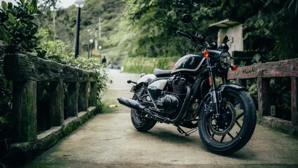 avec 900 000 motos de plus par an, royal enfield veut changer de catégorie et défier les japonais 2