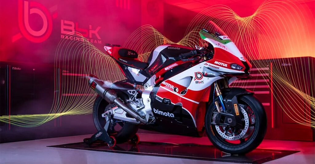 cette bimota de 215 ch à presque 100 000 € n’a eu besoin que de 10 jours pour disparaître, preuve qu’il existe encore des motos si folles que les collectionneurs se battent pour elles 6