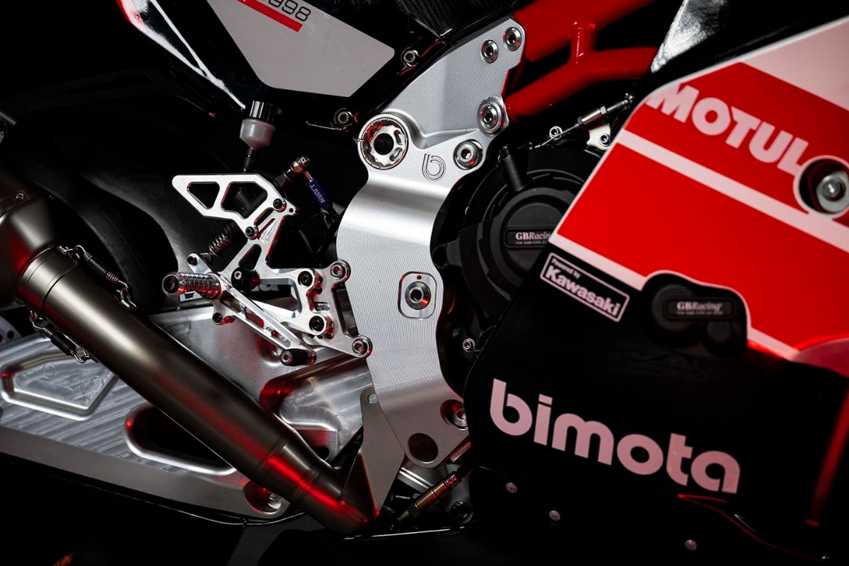 cette bimota de 215 ch à presque 100 000 € n’a eu besoin que de 10 jours pour disparaître, preuve qu’il existe encore des motos si folles que les collectionneurs se battent pour elles