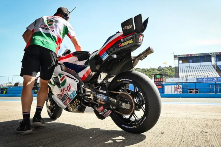 honda abandonne la rc213v en pleine saison pour miser sur 2027, et cette décision brutale montre à quel point la marque veut repartir de zéro en motogp