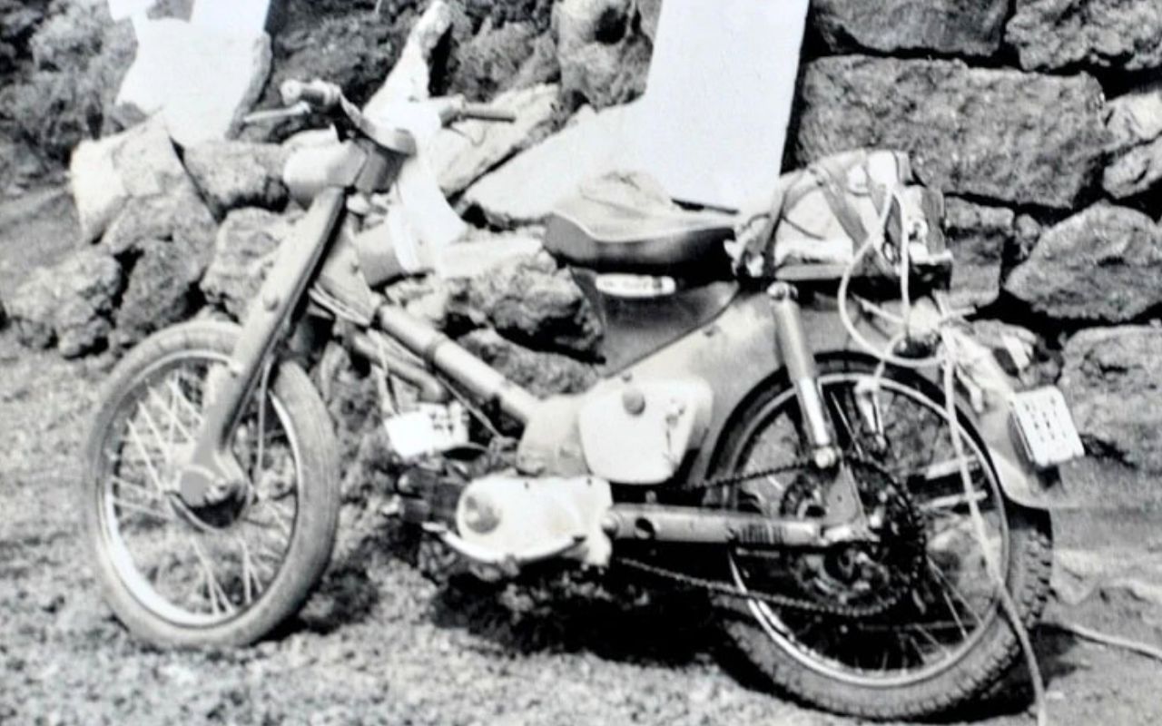 Le Japon pensait protéger le mont Fuji des motos mais ces ados dopés par un manga culte lancent un défi qui terrorise la police locale