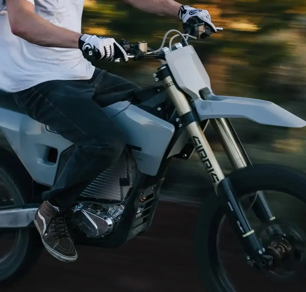 les motos électriques patinent sur route, alors harley davidson mise maintenant sur la terre2