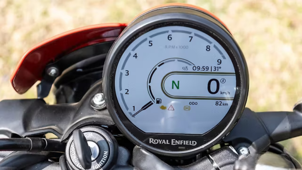royal enfield trahit tout ce qui faisait sa réputation, et c’est précisément pour cela que cette nouvelle guerrilla 450 apex devient si intéressante 6