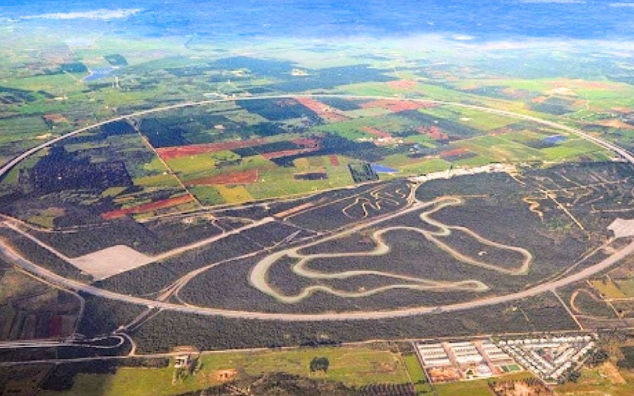 Ce circuit secret lié à Ducati est si immense qu’il a été photographié depuis la Station spatiale internationale