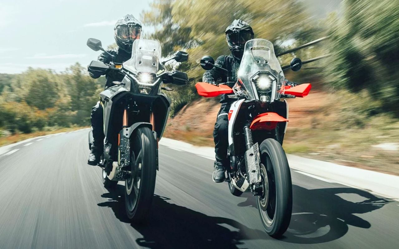 La KTM 390 Adventure X surprend, la CFMOTO 450MT domine l'offroad, deux A2 à moins de 6.500 euros qui redéfinissent le segment aventure en 2025