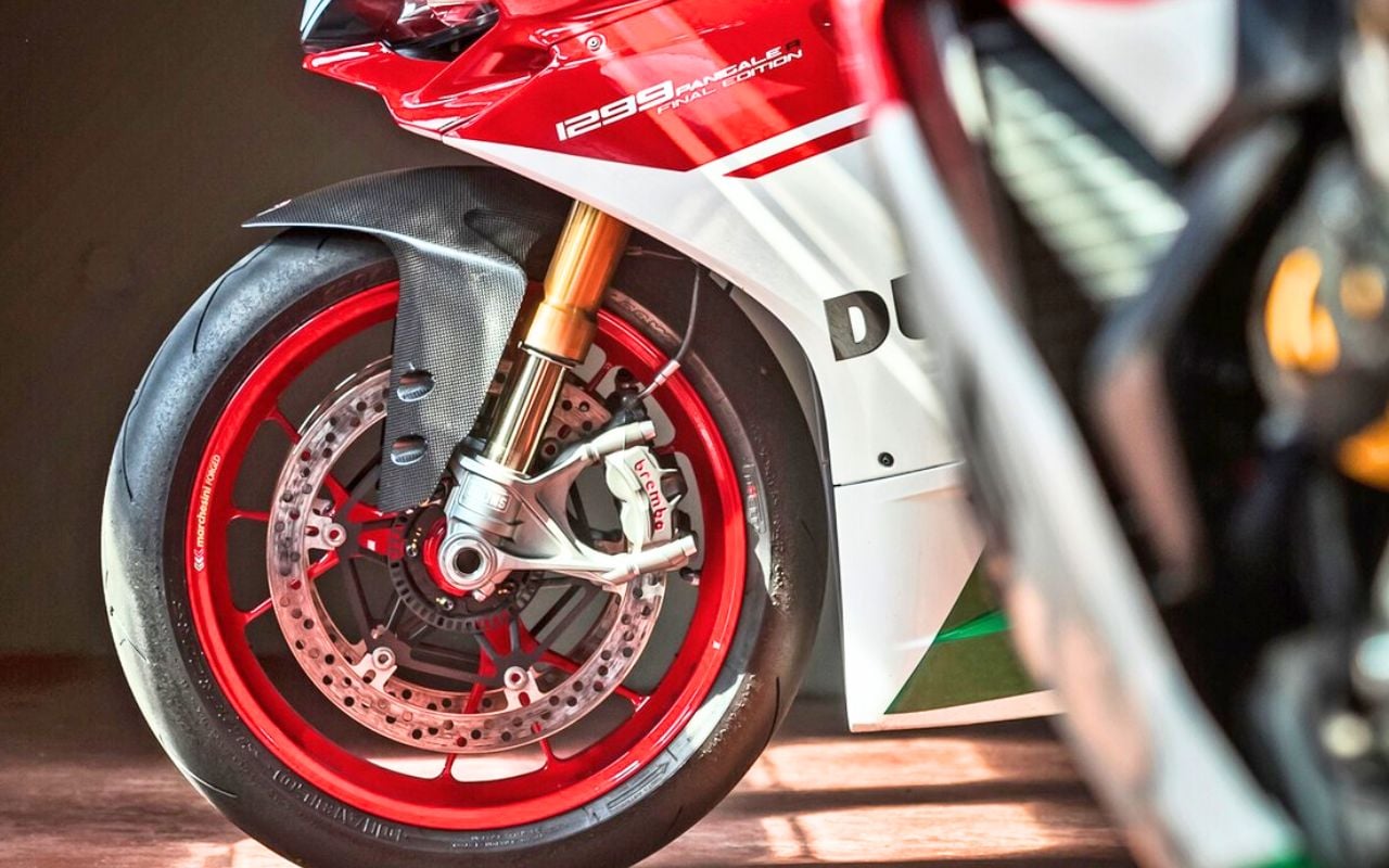L'invention hydraulique simplifiée de Yamaha contre l'ABS moto européen sonne le glas d'une technologie que tous croyaient indestructible