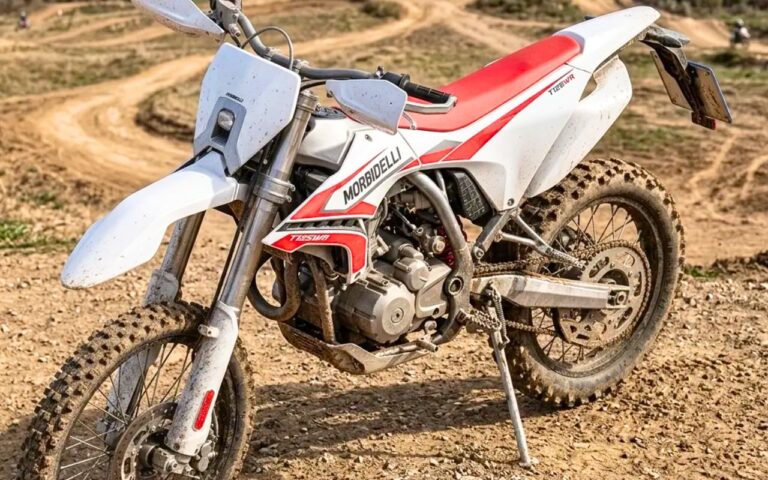 Une enduro 125 à 15 ch accessible dès le permis AM, Morbidelli cible les jeunes conducteurs avec sa T125WR