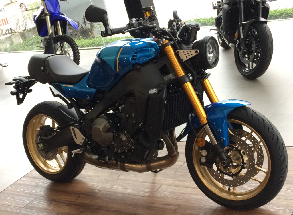 Yamaha XSR900, roadster neo-retro a moteur CP3