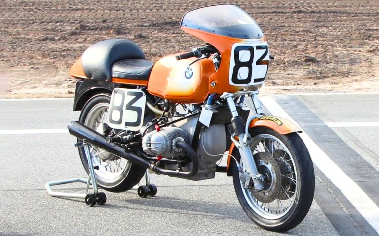 Ces BMW R 90 S qui ont raflé les trois premières places Superbike à Daytona en 1976 roulent encore sur leurs machines d’origine, un demi-siècle après