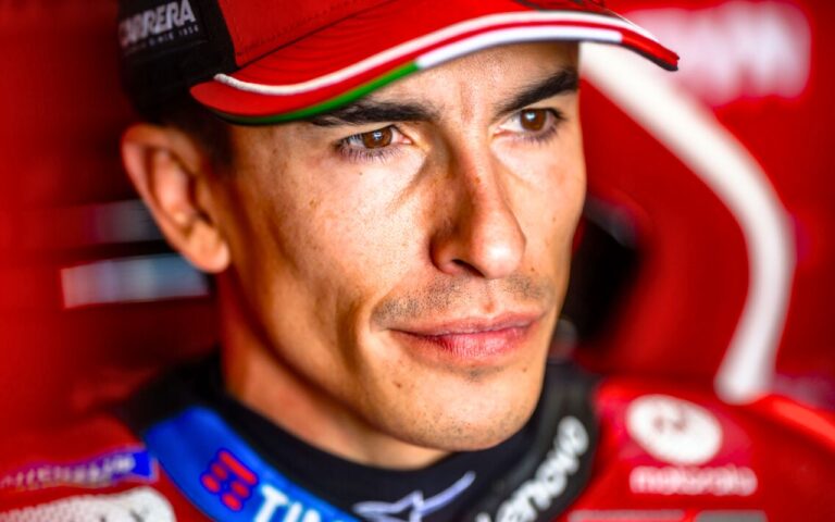 Marc Marquez vient de révéler ce que le MotoGP lui a vraiment pris : six opérations du bras et l'impossibilité de dormir sur le côté droit à 33 ans