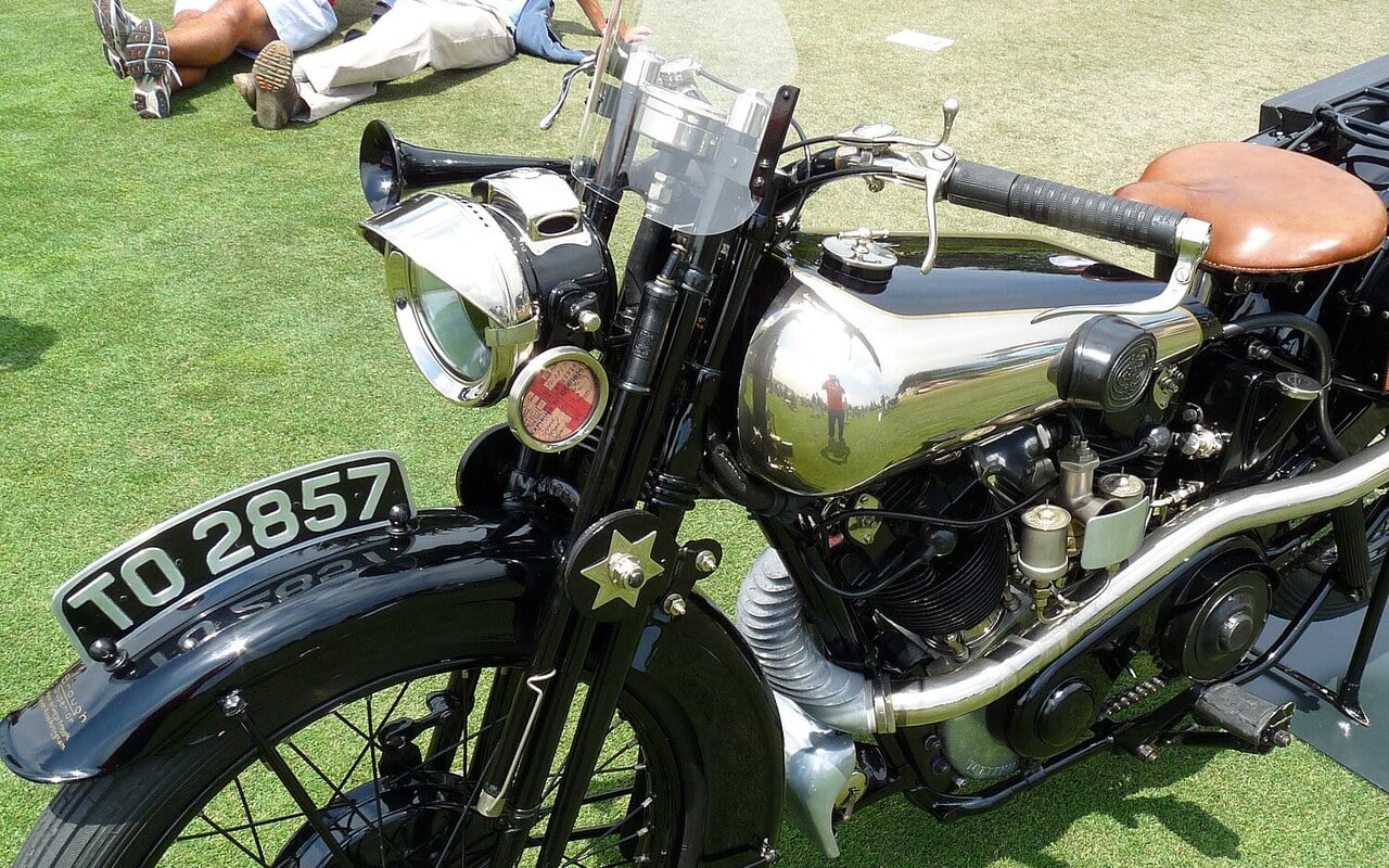 Cette marque montait chaque moto, la démontait, la remontait, puis la chronométrait