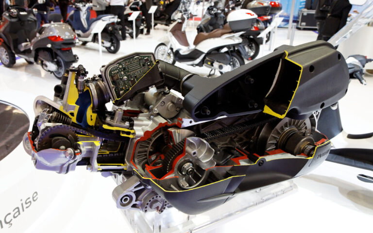 Rouler doucement sur autoroute est la pire chose à faire avec une moto neuve