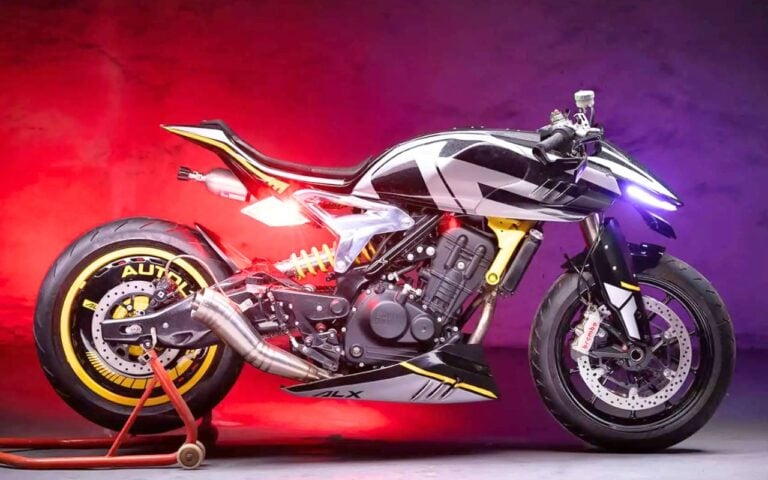 Cette Royal Enfield Guerrilla 450 a été métamorphosée par Autologue Design en cauchemar cyberpunk grâce à sa carrosserie carbone forgé et kit protoxyde