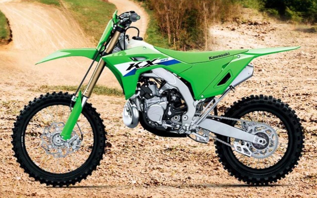 Kawasaki ressuscite le 2-temps avec l'injection électronique sur son KX327X et brise toute la concurrence enduro