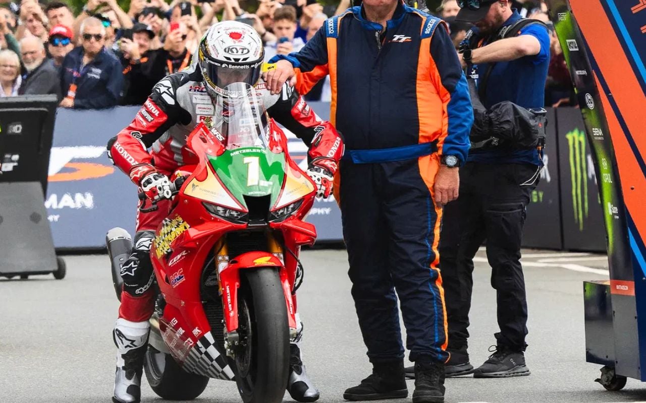 Ce pilote a franchi sur le circuit le plus meurtrier, une barrière que personne ne croyait atteignable