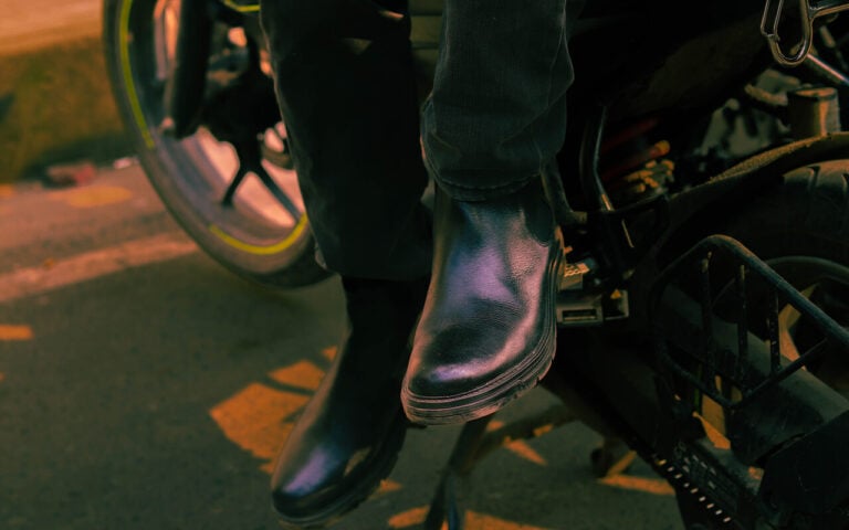 L&rsquo;Espagne va verbaliser les motards mal chaussés, y compris en ville