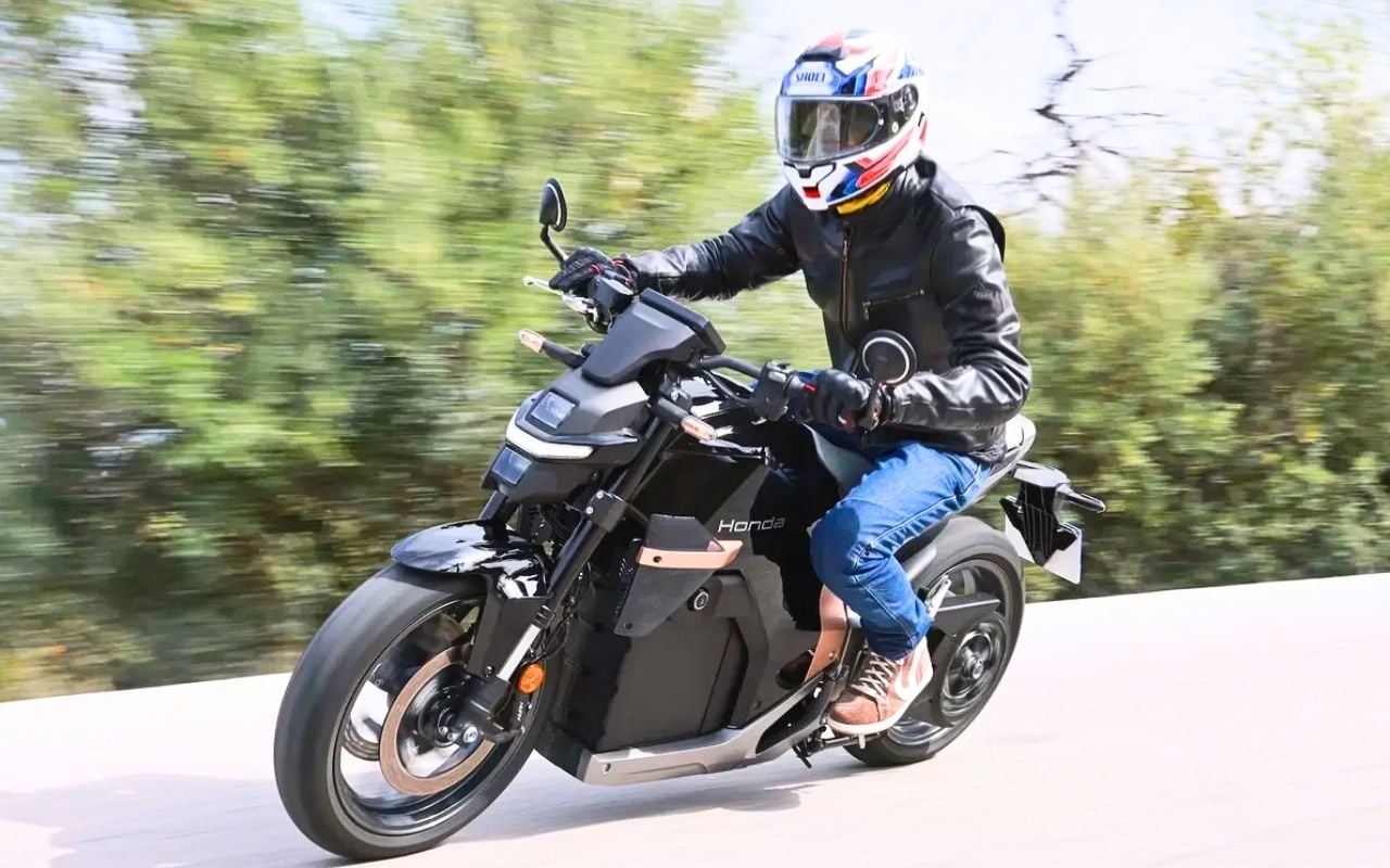 Honda vend une moto électrique qu'on ne pourra jamais posséder