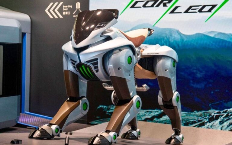 Kawasaki construit un engin sans roue ni guidon et il se chevauche