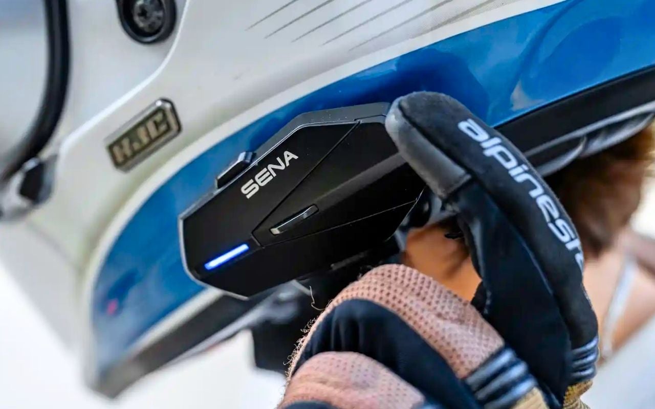 La batterie d'un intercom lâche avant lui, cette marque a fini par s'y attaquer