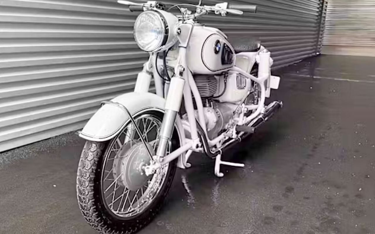 Cette BMW de 1961 affichait soixante kilomètres, elle est partie au prix d'un scooter