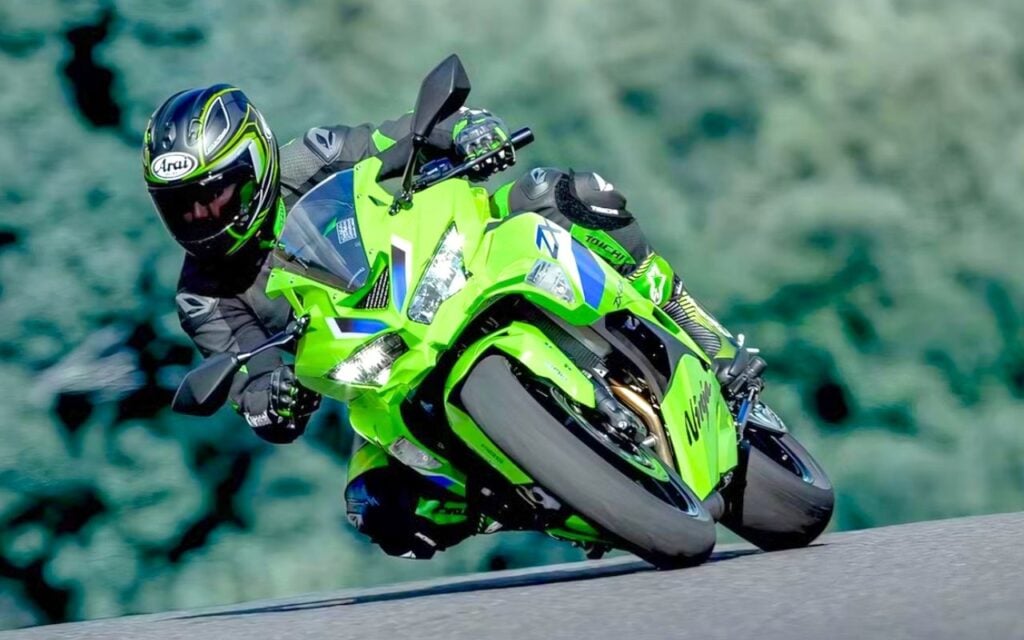 Kawasaki vend la même moto avec 20 chevaux d'écart selon le continent
