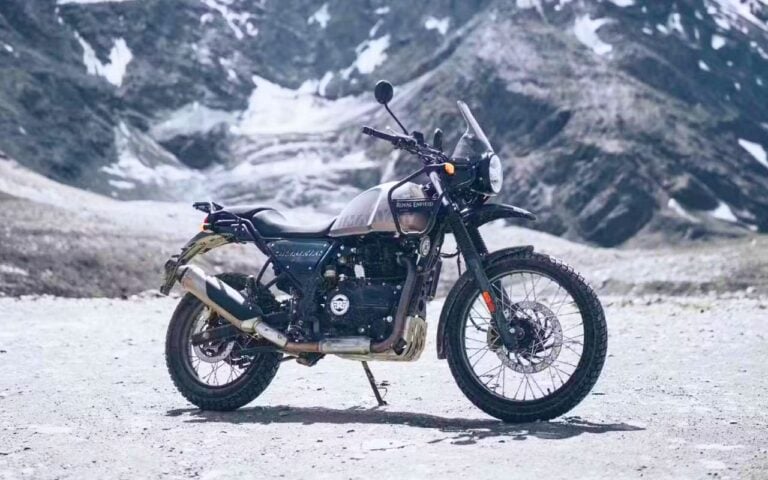 Royal Enfield relance une version refroidie par air à côté de sa 450 moderne