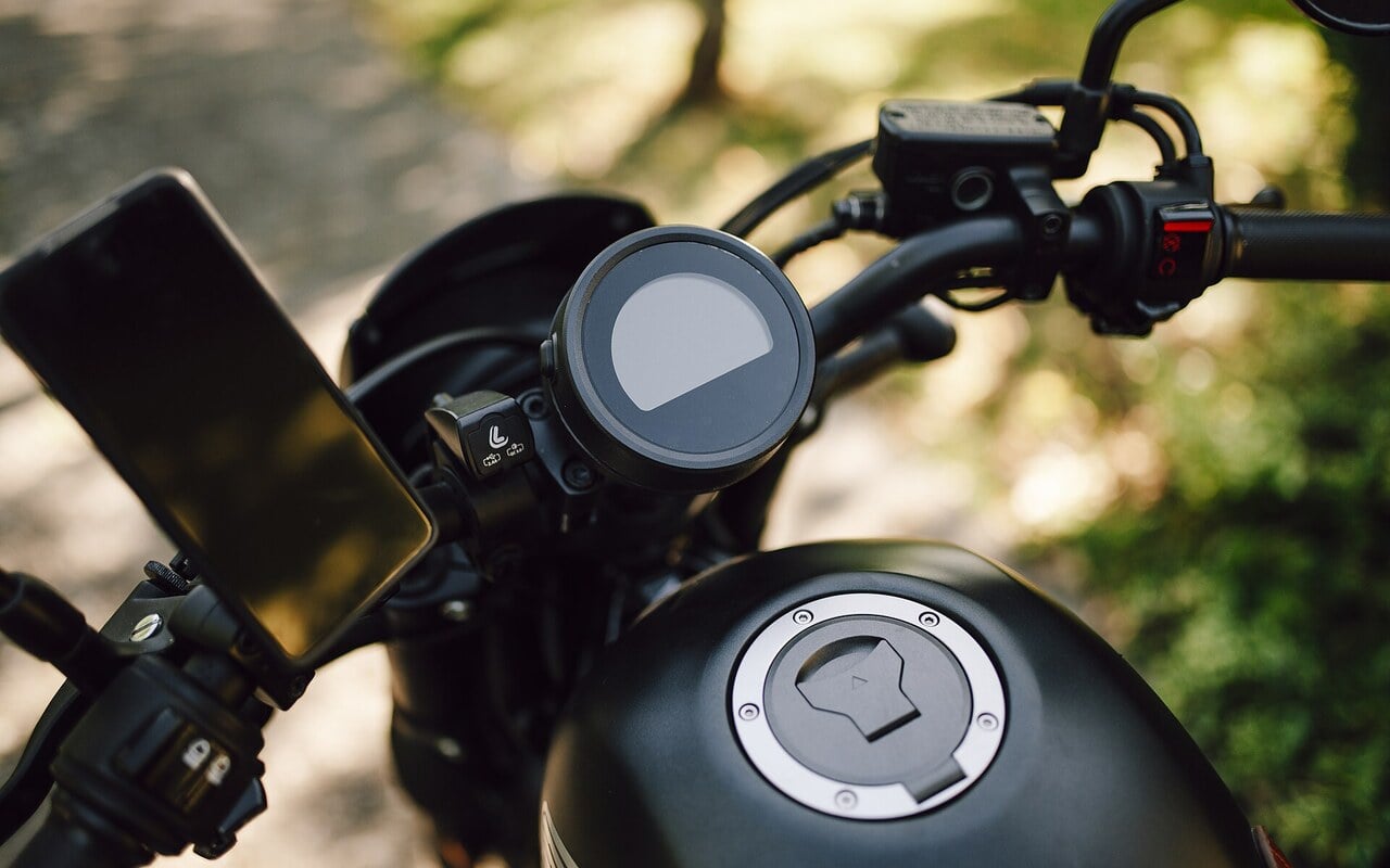 Honda transforme le téléphone des livreurs en juge de leur conduite